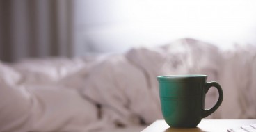 coffee-cup-bed-bedroom